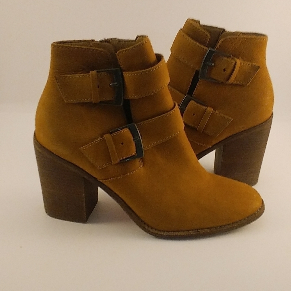 Steve Madden Women's Brown Leather Ankle Zip Boots Size 9.5 stacked Block Heels. - Picture 3 of 11